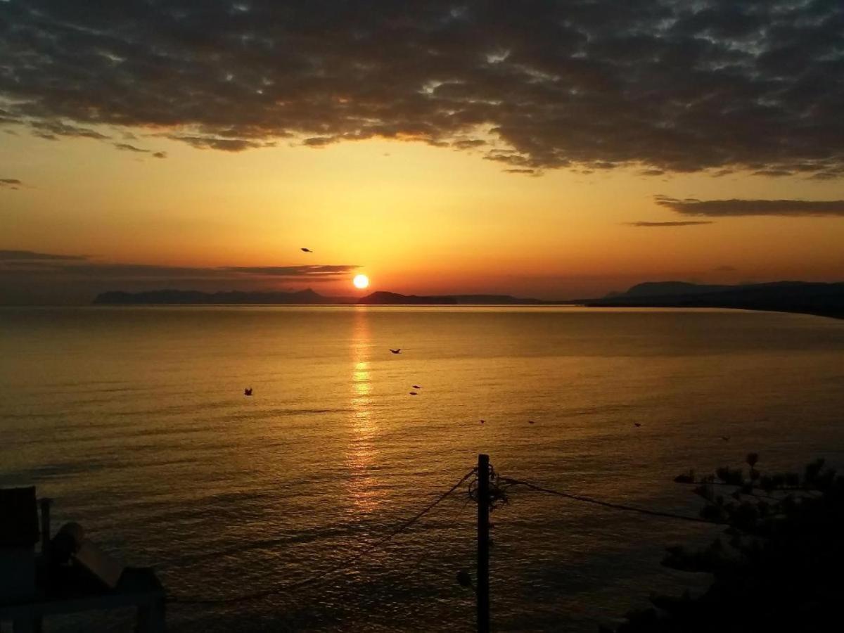 Seaview Apartment Sunrise Near To Falassarna Beach Kolimvárion Exterior foto